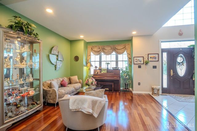 14 Revere Road, South Brunswick, NJ 08852