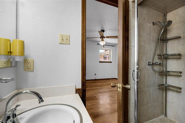 1809 NW Crosby Park Cir, Lawton, OK 73505