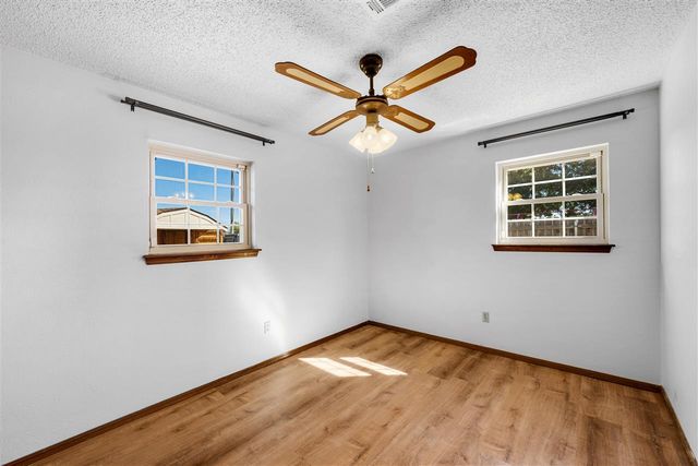 1809 NW Crosby Park Cir, Lawton, OK 73505