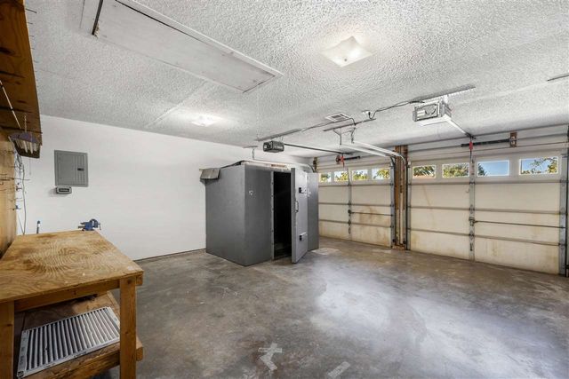 1809 NW Crosby Park Cir, Lawton, OK 73505