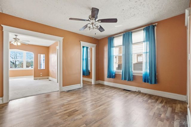 14 Seventy Third Street W, Cincinnati, OH 45216