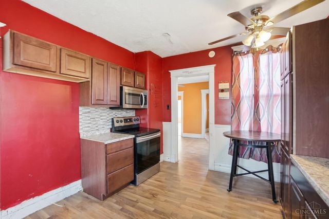 14 Seventy Third Street W, Cincinnati, OH 45216