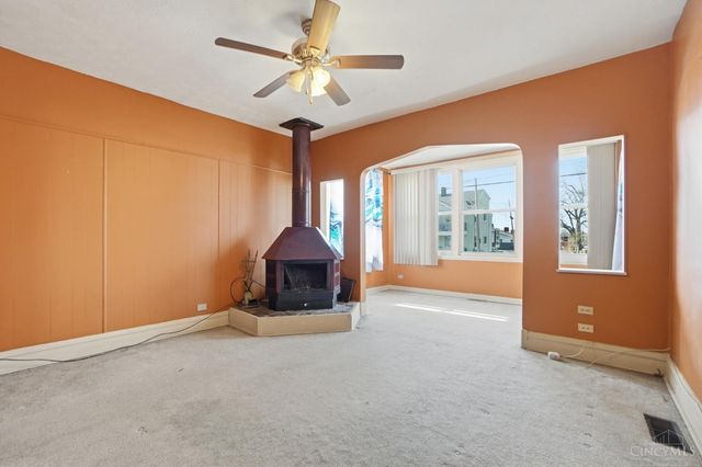 14 Seventy Third Street W, Cincinnati, OH 45216