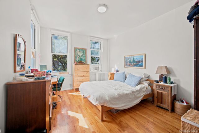 332 Manhattan Avenue, Brooklyn, NY 11211