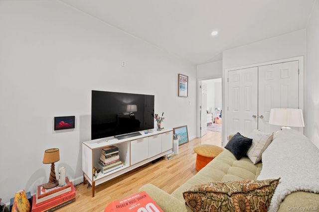 332 Manhattan Avenue, Brooklyn, NY 11211