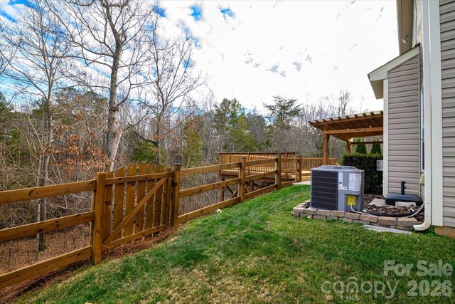 10513 Dominion Village Drive, Charlotte, NC 28269