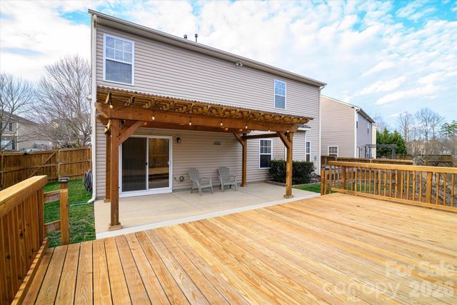 10513 Dominion Village Drive, Charlotte, NC 28269