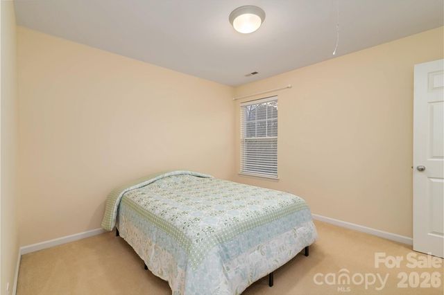 10513 Dominion Village Drive, Charlotte, NC 28269