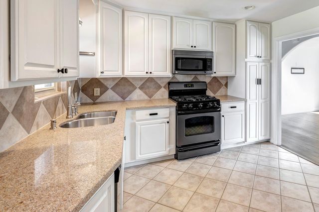 4422 De Milo Drive, Houston, TX 77092