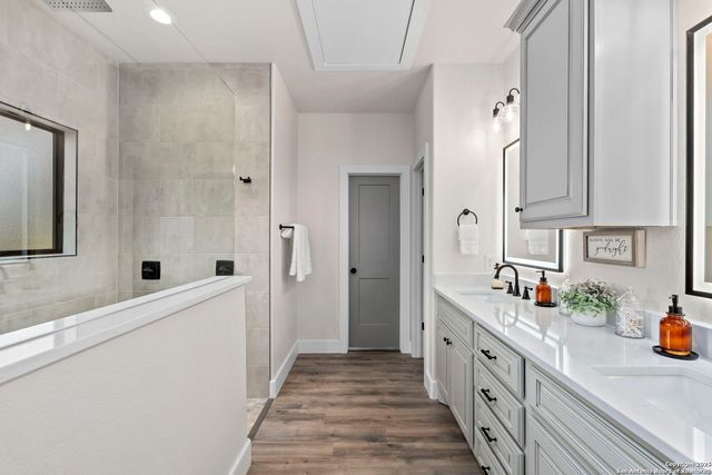 3260 Palomino Springs, Bandera, TX 78003