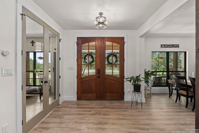 3260 Palomino Springs, Bandera, TX 78003