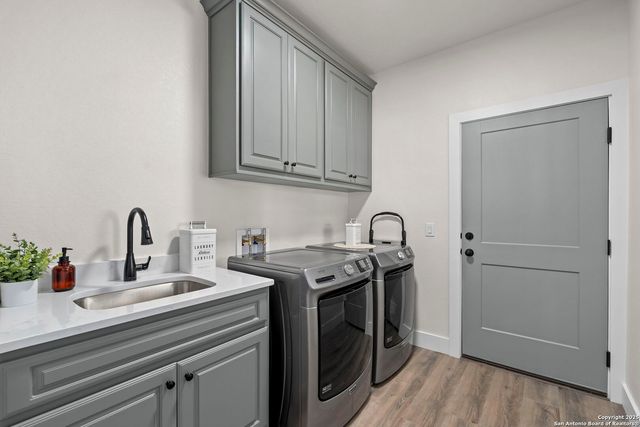 3260 Palomino Springs, Bandera, TX 78003