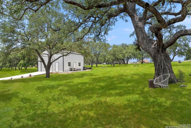 3260 Palomino Springs, Bandera, TX 78003