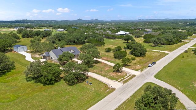 3260 Palomino Springs, Bandera, TX 78003