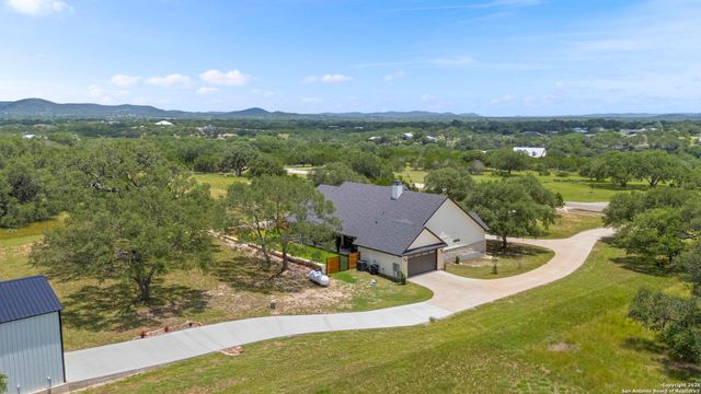 3260 Palomino Springs, Bandera, TX 78003