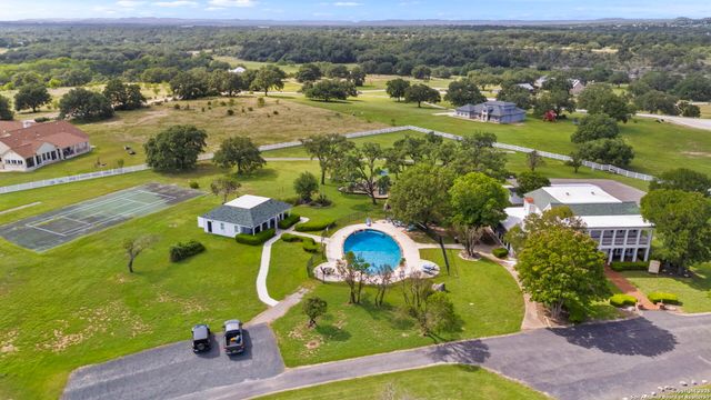 3260 Palomino Springs, Bandera, TX 78003