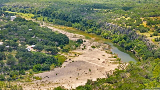 3260 Palomino Springs, Bandera, TX 78003