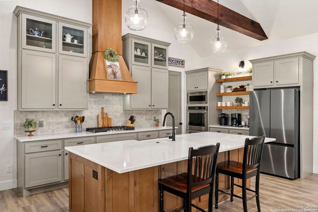 3260 Palomino Springs, Bandera, TX 78003