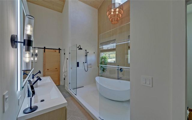 280 Hidden Point, Hartwell, GA 30643