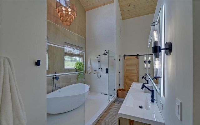 280 Hidden Point, Hartwell, GA 30643