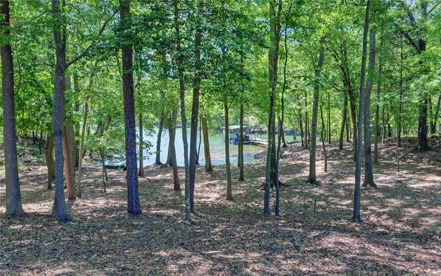 280 Hidden Point, Hartwell, GA 30643