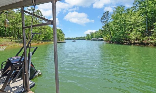 280 Hidden Point, Hartwell, GA 30643