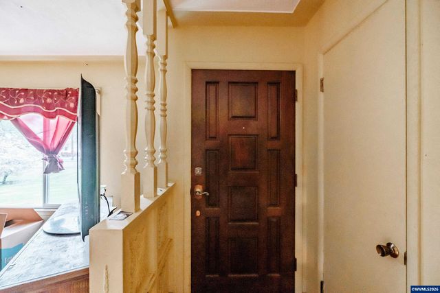 4752 Swegle Rd NE, Salem, OR 97301