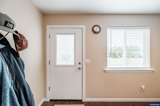 4752 Swegle Rd NE, Salem, OR 97301