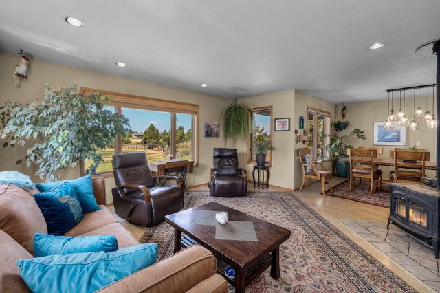 21886 Rastovich Road, Bend, OR 97702