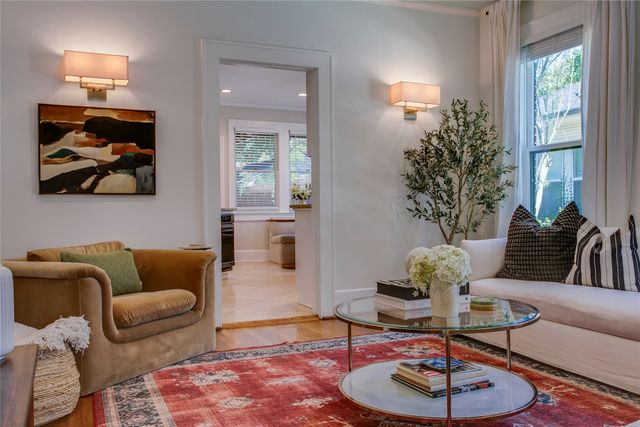 623 N Montclair Avenue, Dallas, TX 75208