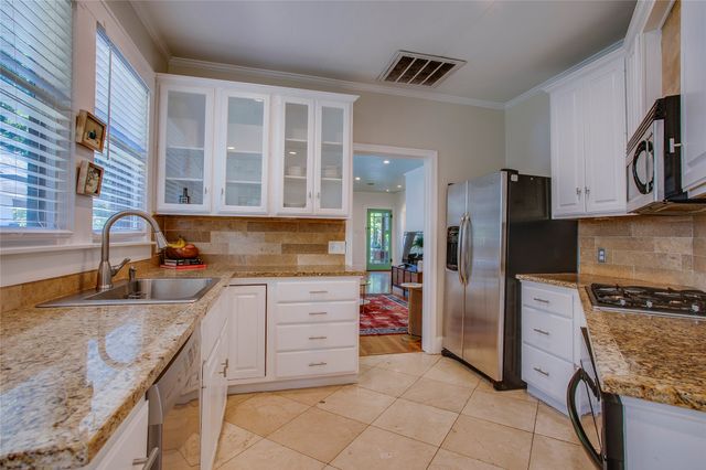 623 N Montclair Avenue, Dallas, TX 75208
