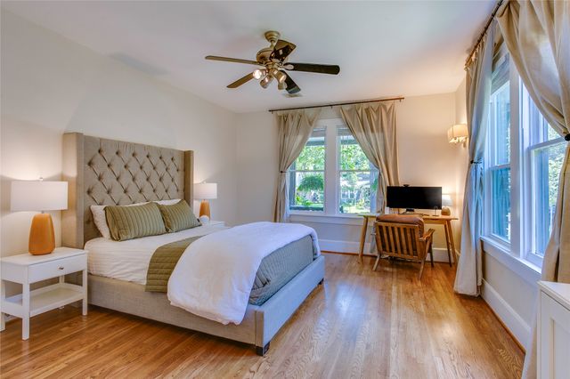 623 N Montclair Avenue, Dallas, TX 75208