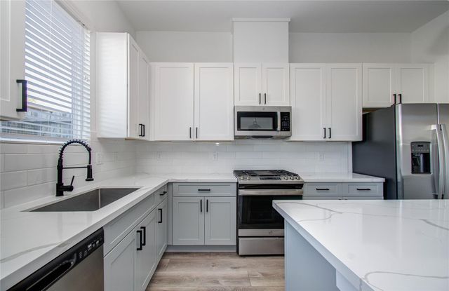 2054 Johanna Creek Drive, Houston, TX 77055