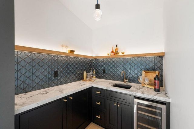 182 Coronado Avenue, San Carlos, CA 94070