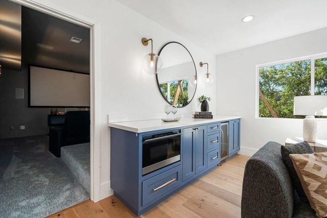 182 Coronado Avenue, San Carlos, CA 94070