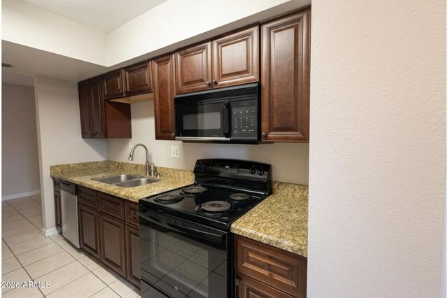 410 E 9TH Avenue Apt 20, Mesa, AZ 85204