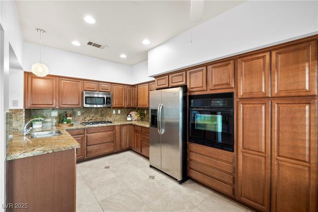 2521 Seascape Drive, Las Vegas, NV 89128