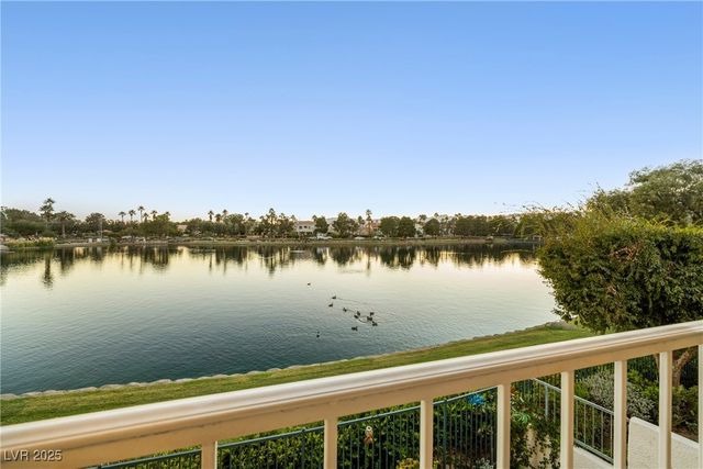 2521 Seascape Drive, Las Vegas, NV 89128