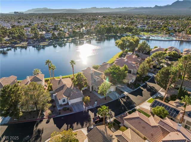 2521 Seascape Drive, Las Vegas, NV 89128