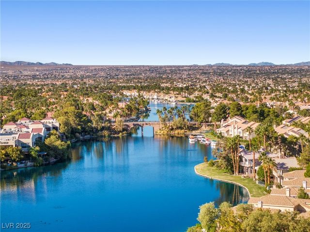 2521 Seascape Drive, Las Vegas, NV 89128