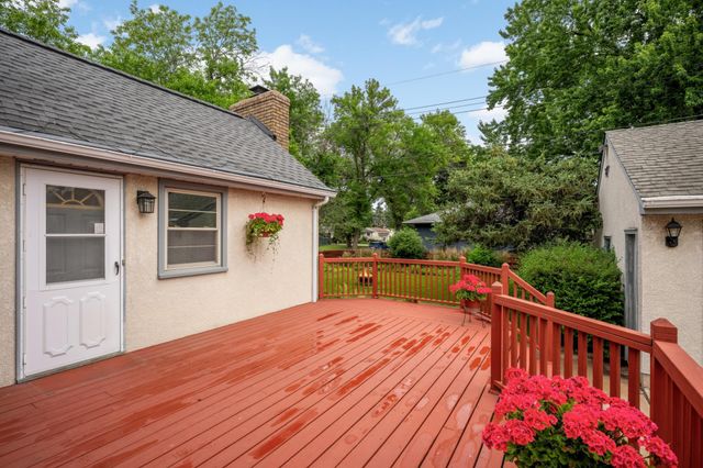 333 Emerson Avenue W, West Saint Paul, MN 55118