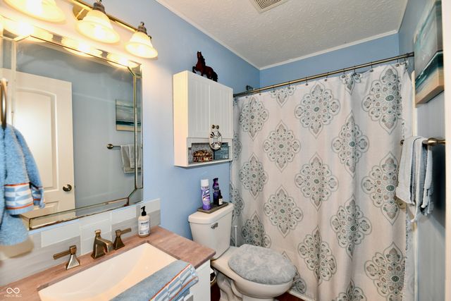 7673 Mansfield Way, Ingalls, IN 46048