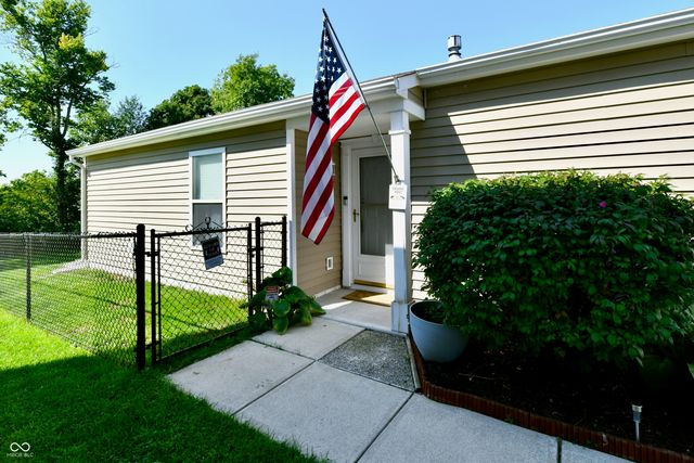 7673 Mansfield Way, Ingalls, IN 46048