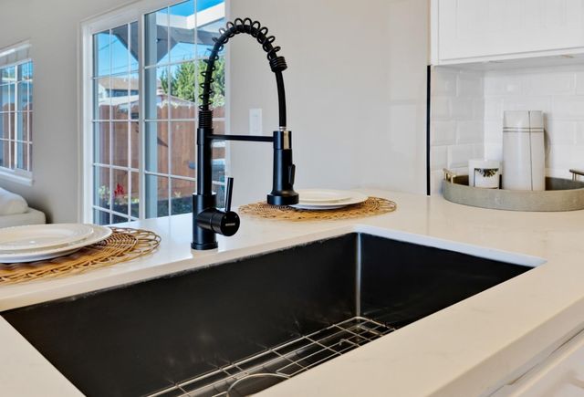 318 Navajo Drive, Salinas, CA 93906