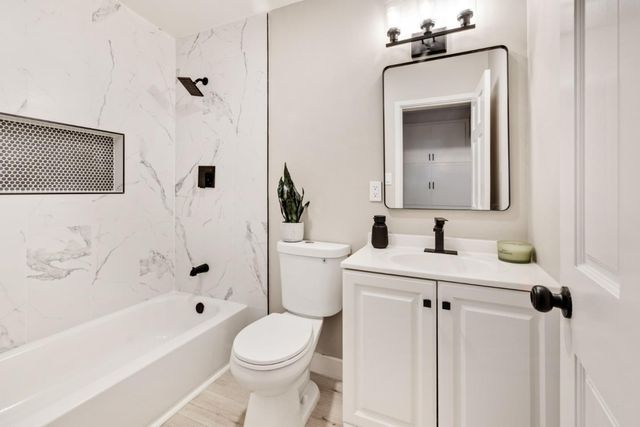 318 Navajo Drive, Salinas, CA 93906