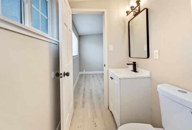 318 Navajo Drive, Salinas, CA 93906