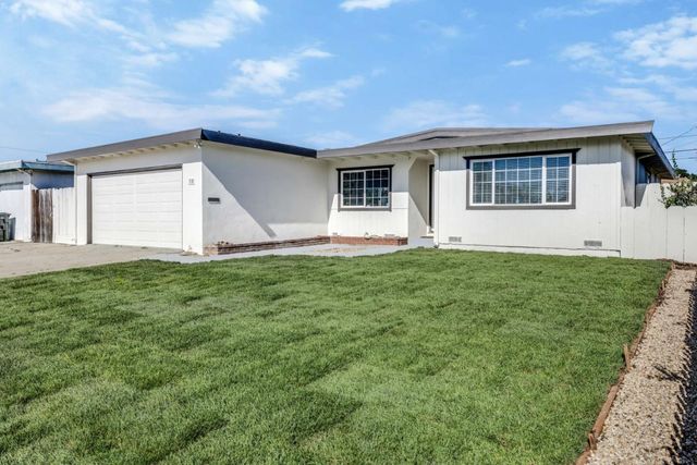 318 Navajo Drive, Salinas, CA 93906