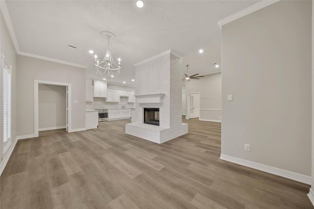 1125 W Stroker Road 1125, Crosby, TX 77532