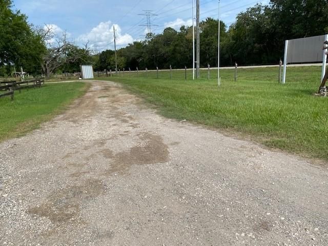 6944 County Road 359, Sweeny, TX 77480