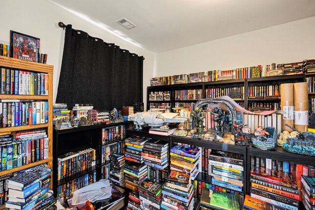 1043 Brixworth Dr, Thompsons Station, TN 37179